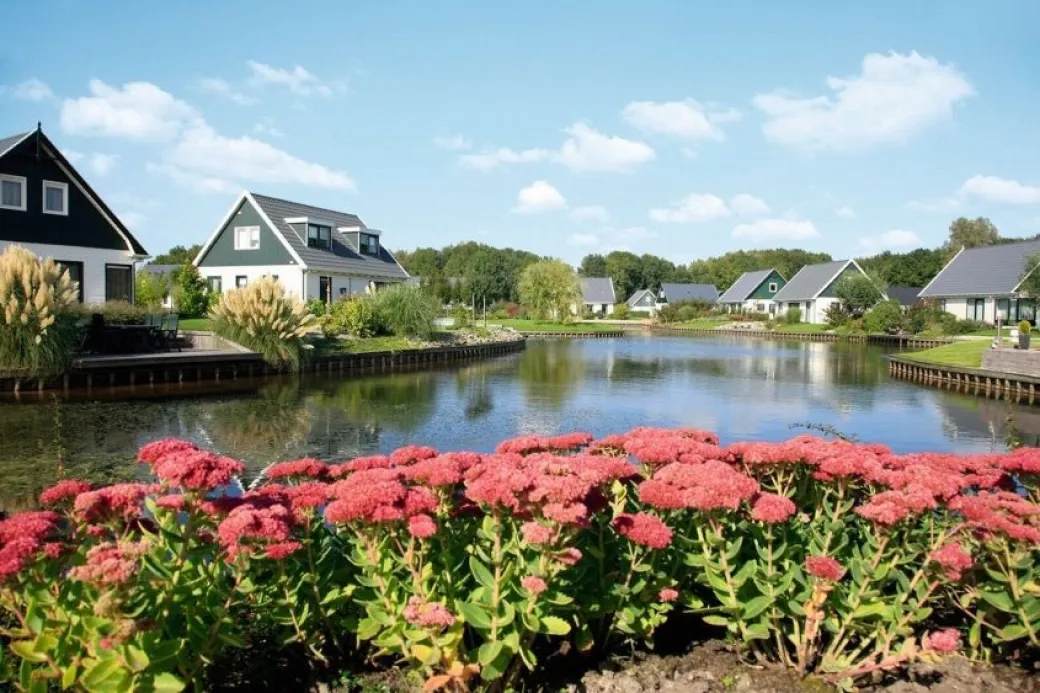 Mooie ligging van de bungalows aan het water