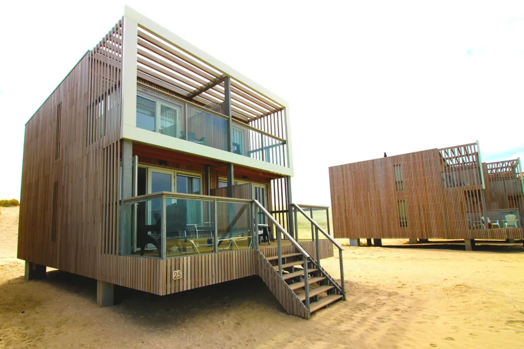 De strandhuisjes Landal Beach Villa's Hoek van Holland
