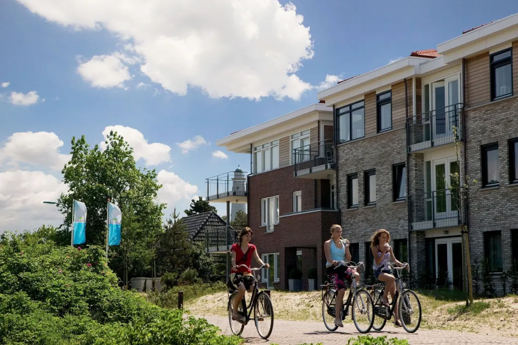 Buitenkant van het appartementencomplex