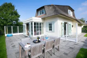 Vakantiebungalow ML8 op Buitenhof Domburg 8 Personen
