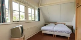 Vakantiebungalow 13H op Duinpark 't Hof van Haamstede 13 Personen
