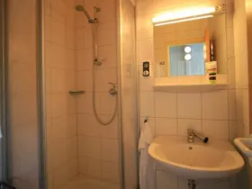 Vakantiebungalow Kronenburg 4 (Kronenburg Standaa op Eifelpark Kronenburger See 4 Personen