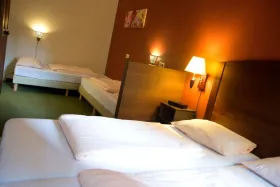 Vakantiebungalow HA4 op Ferienpark Hambachtal 4 Personen