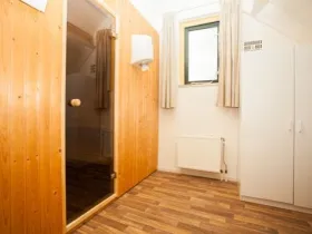 Vakantiebungalow Luxe Sauna Bungalow 4 op Groene Heuvels 4 Personen