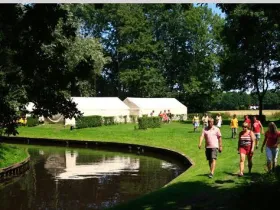 Vakantiebungalow Tentenkamp (max. 80-pers.) op Hunzepark 181 Personen