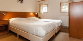 Vakantiebungalow 8E op Landgoed De Hellendoornse Berg 8 Personen