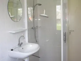 Vakantiebungalow Comfort Woonboerderij 4 op Landschapspark Striks Erve 4 Personen