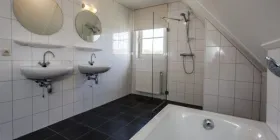 Vakantiebungalow 8E2 op Waterparc Veluwemeer 8 Personen