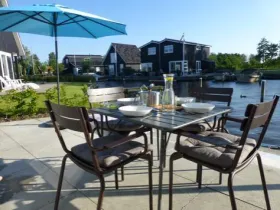 Vakantiebungalow Lytse Poel 4 op Waterpark Oan 'e Poel 4 Personen