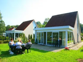 Vakantiebungalow Bourtange met uitbouw 6 op Weddermeer 6 Personen