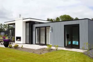 Vakantiewoningen gelegen aan het water