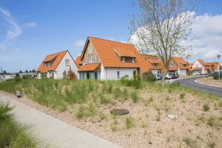 Het terras van het restaurant op het park