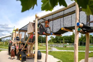 Speel- en IJsboerderij De Drentse Koe