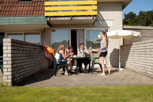 Achtertuin bij 1 van de bungalows