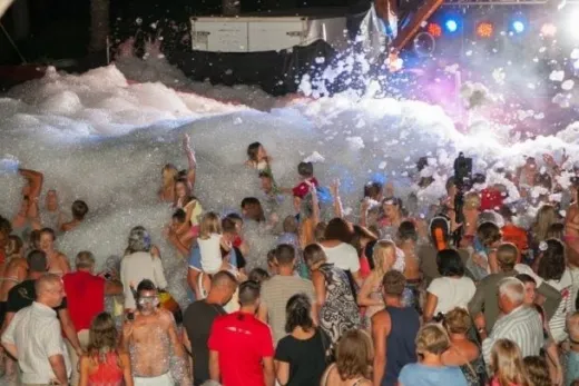 Schuimparty op Californie Plage