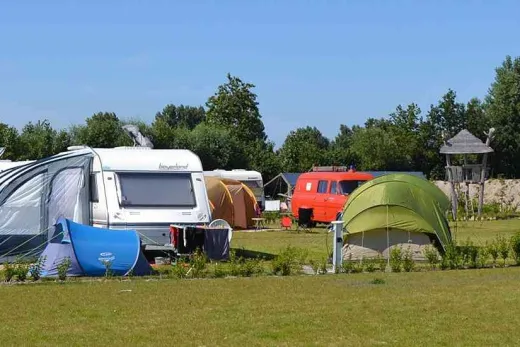 Staanplaatsen voor tenten en caravans 