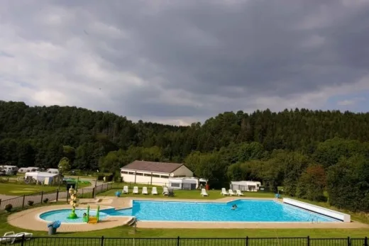 Buitenzwembad