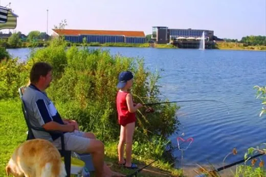 Ook vissen is mogelijk bij het park