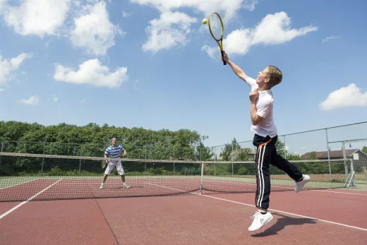 Tennisbaan