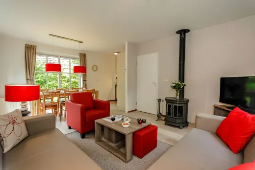 Moderne interieur in 1 van de bungalows