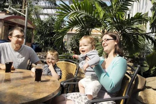 Het terras van 1 van de rstaurants