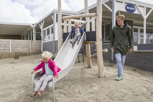 Genoeg te doen voor de kinderen rondom de strandhuisjes