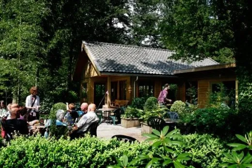Het terras van het  restaurants