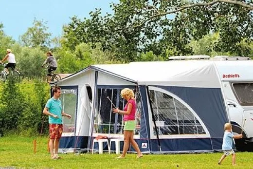 De camping op RCN Vakantiepark Zeewolde