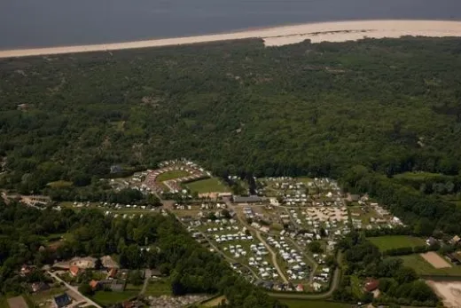 Luchtfoto van Molecaten Park Waterbos
