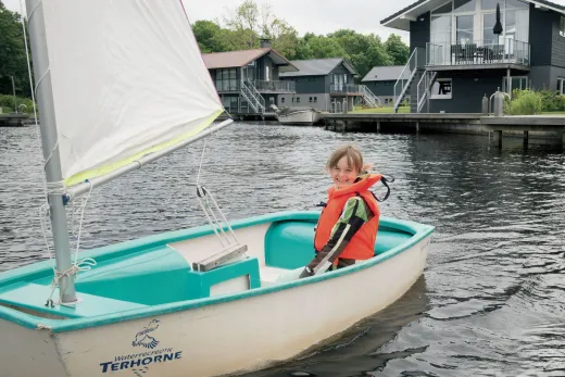 Vaar over het Sneekermeer