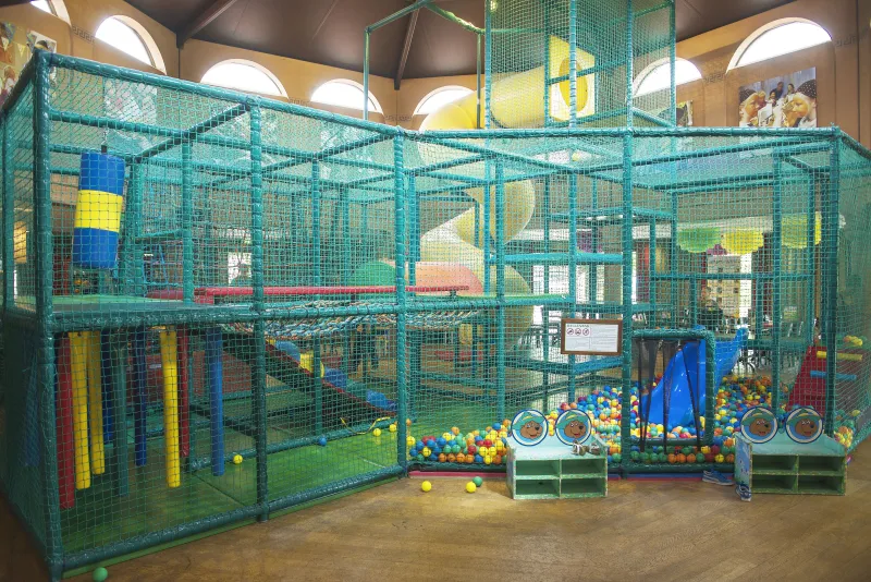 Landal Stroombroek - Indoor speeltuin en recreatieplas